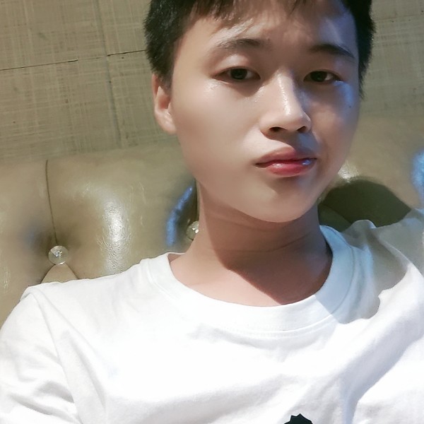 啊亮真学的照片