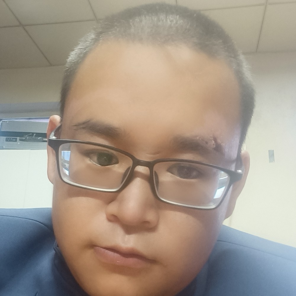 百里寒梅的照片