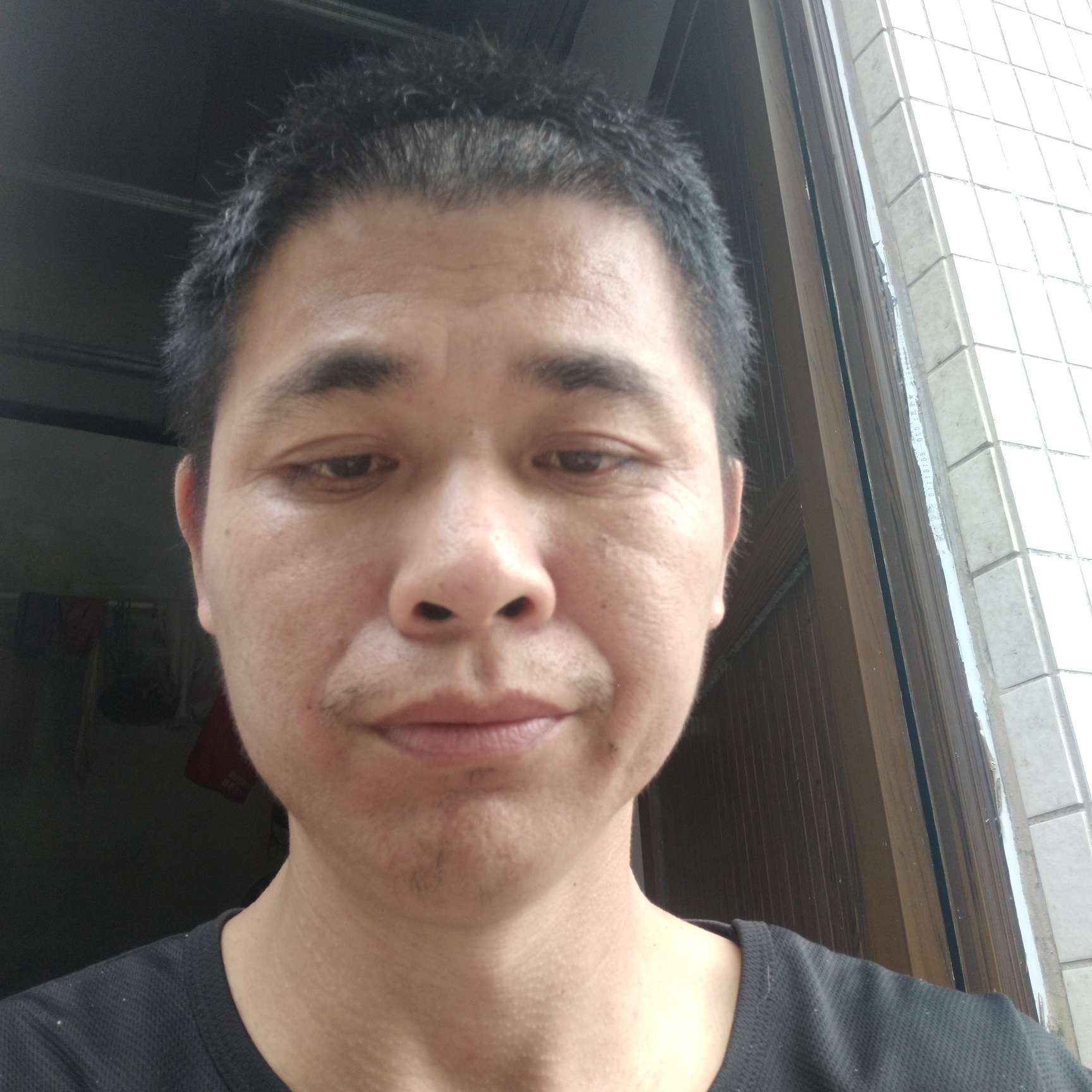 莫汉深的照片