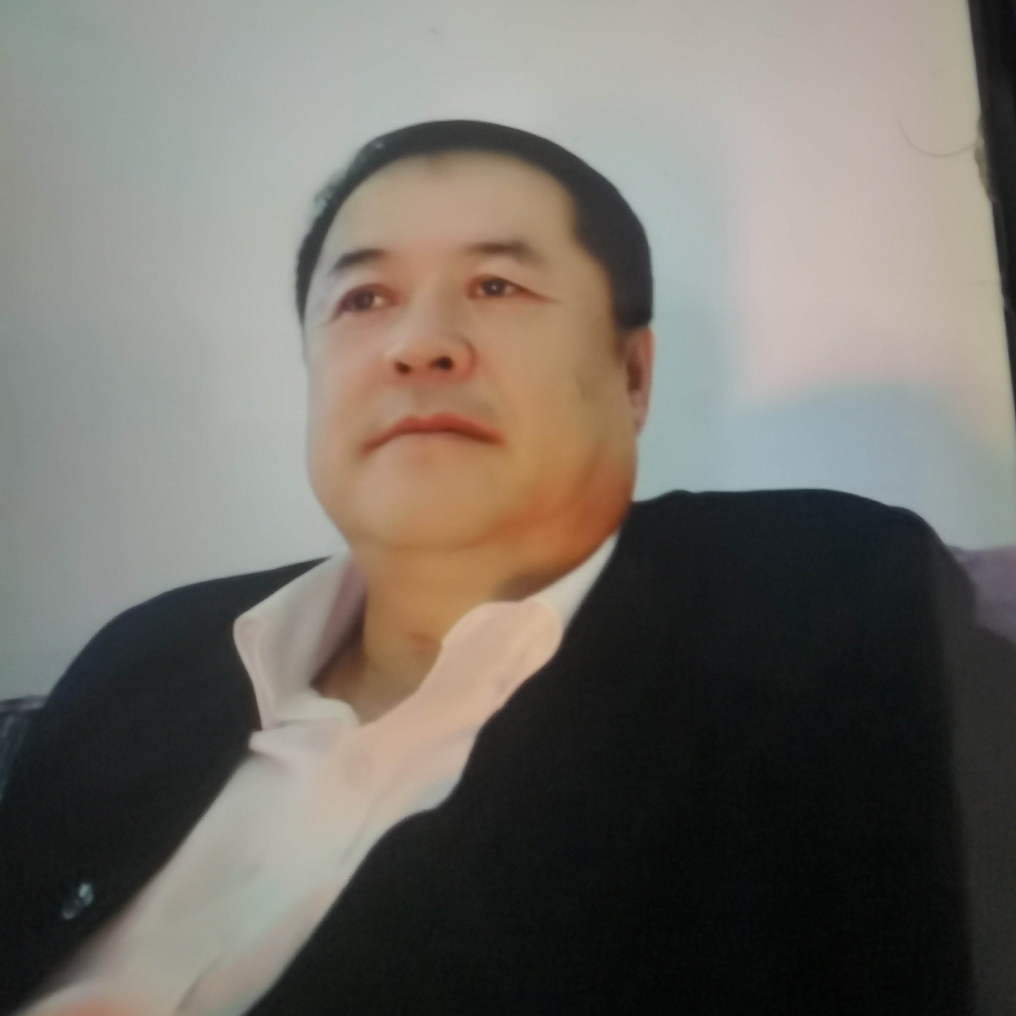 流沙拿错落的照片