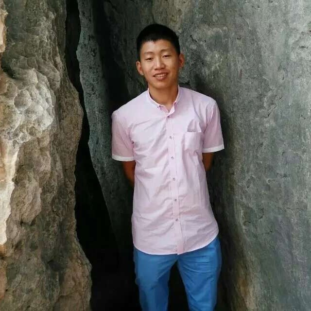 情话挽手陶醉的照片