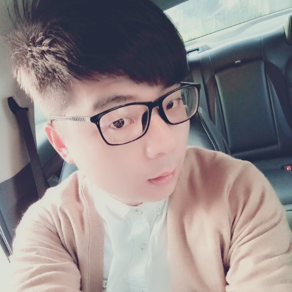 沈万山的照片