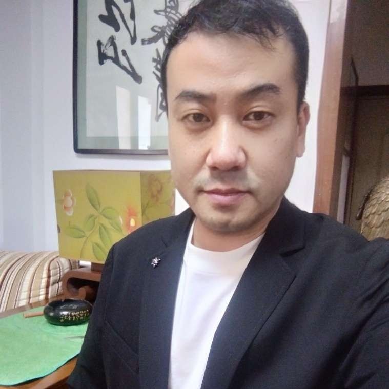 无胜的照片