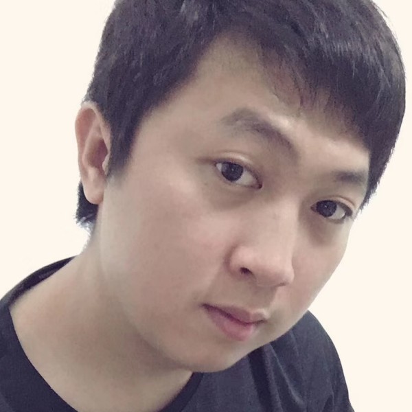 小刺猬和干净的照片