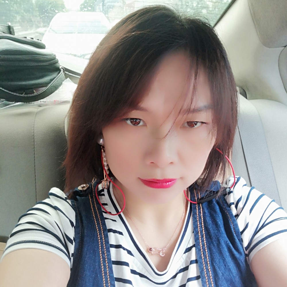 离歌明亮的照片