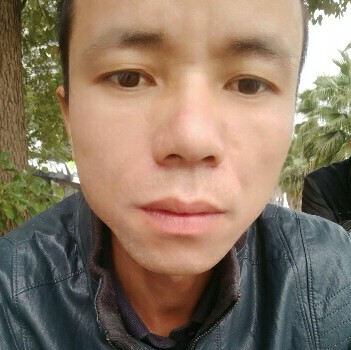冯十七的照片