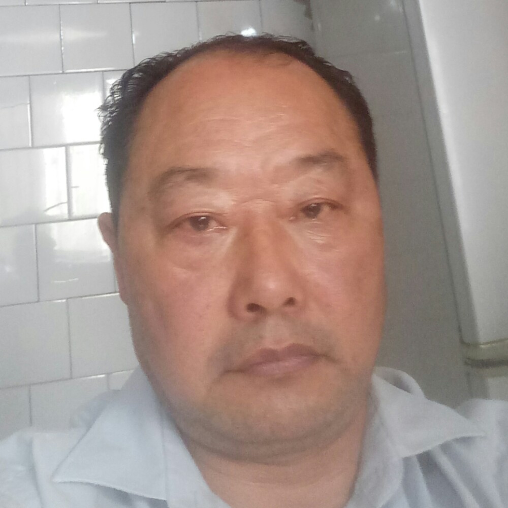 鸿鹏的照片