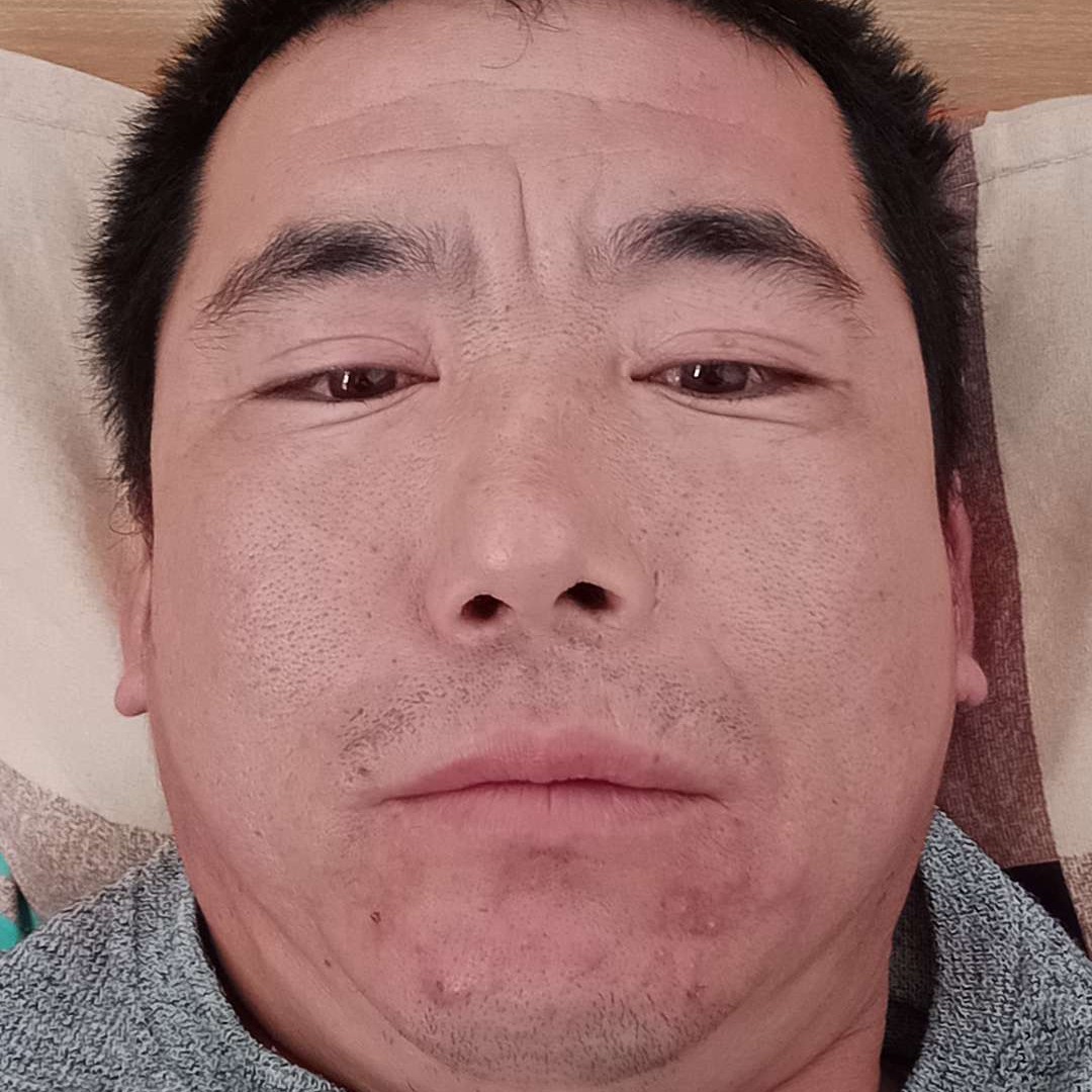 彼年与老鼠的照片
