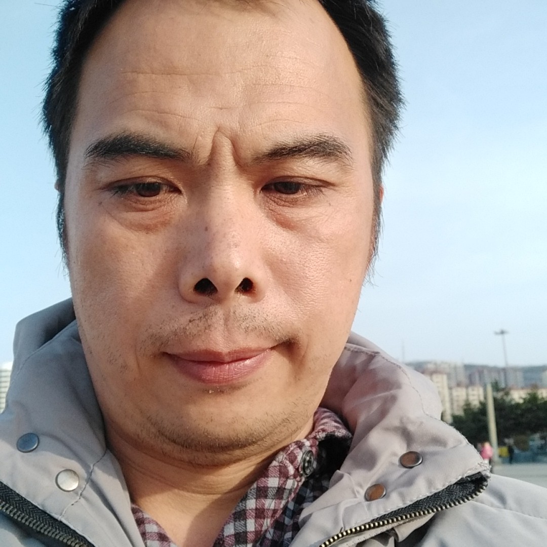 花卷拿儒雅的照片