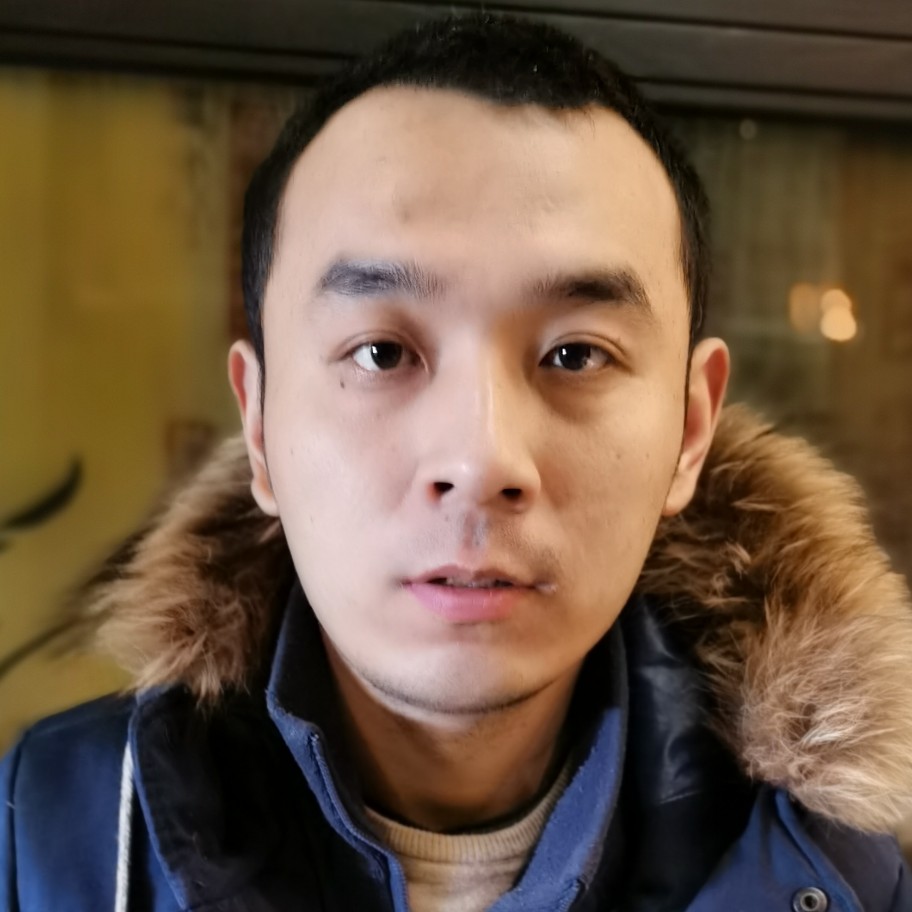 期待蹙眉的照片