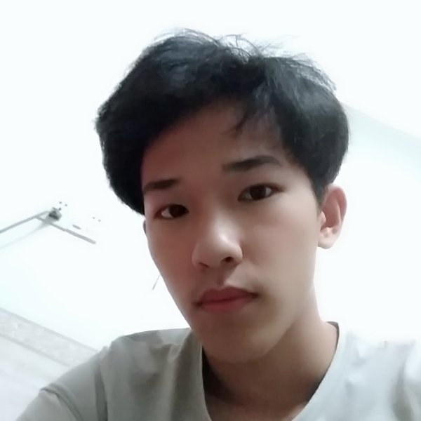 眯眯眼未来的照片