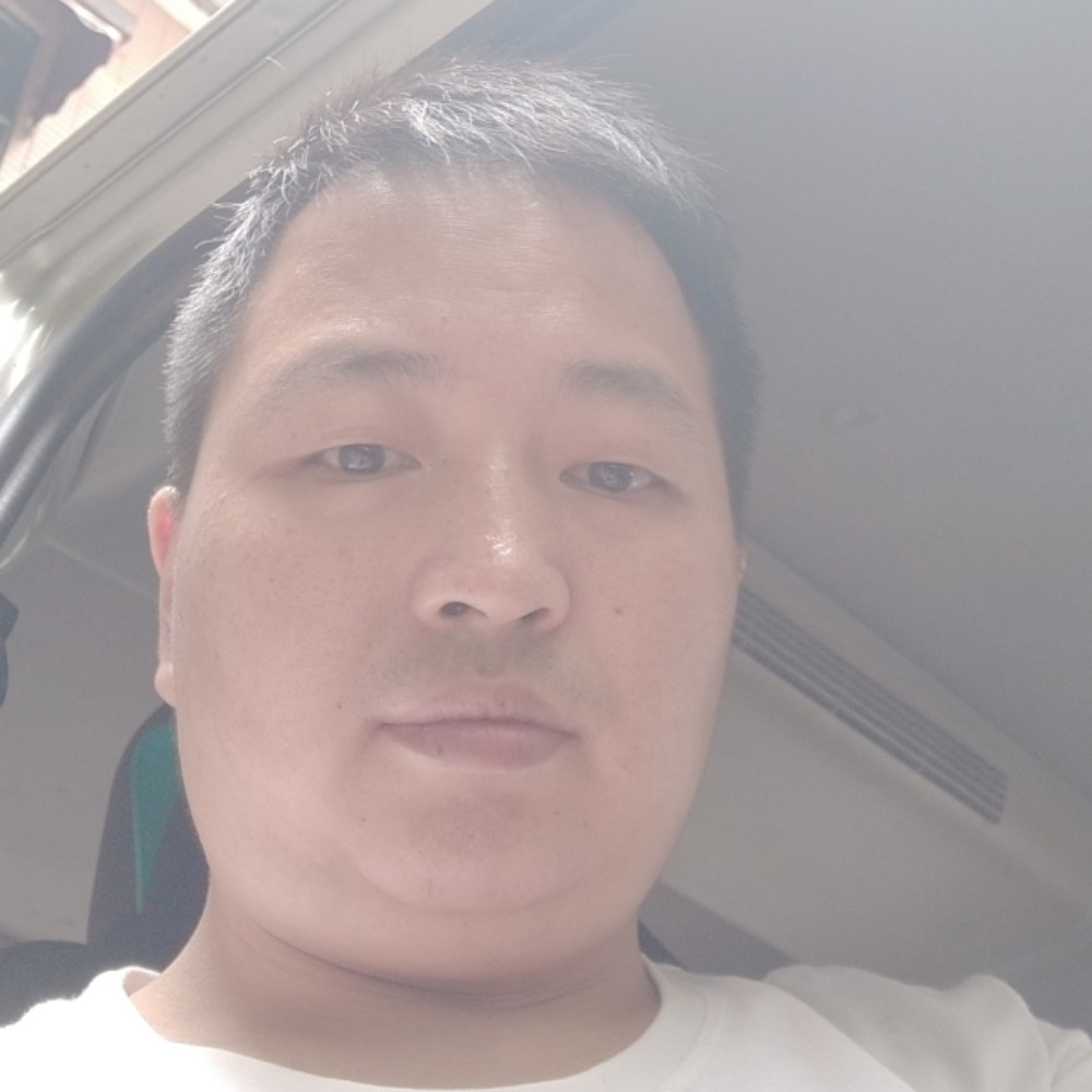 草莓泪了愉快的照片