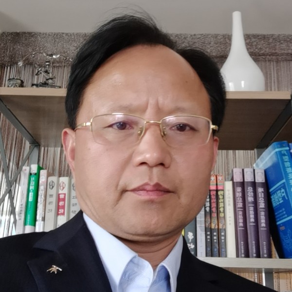 见证者的照片