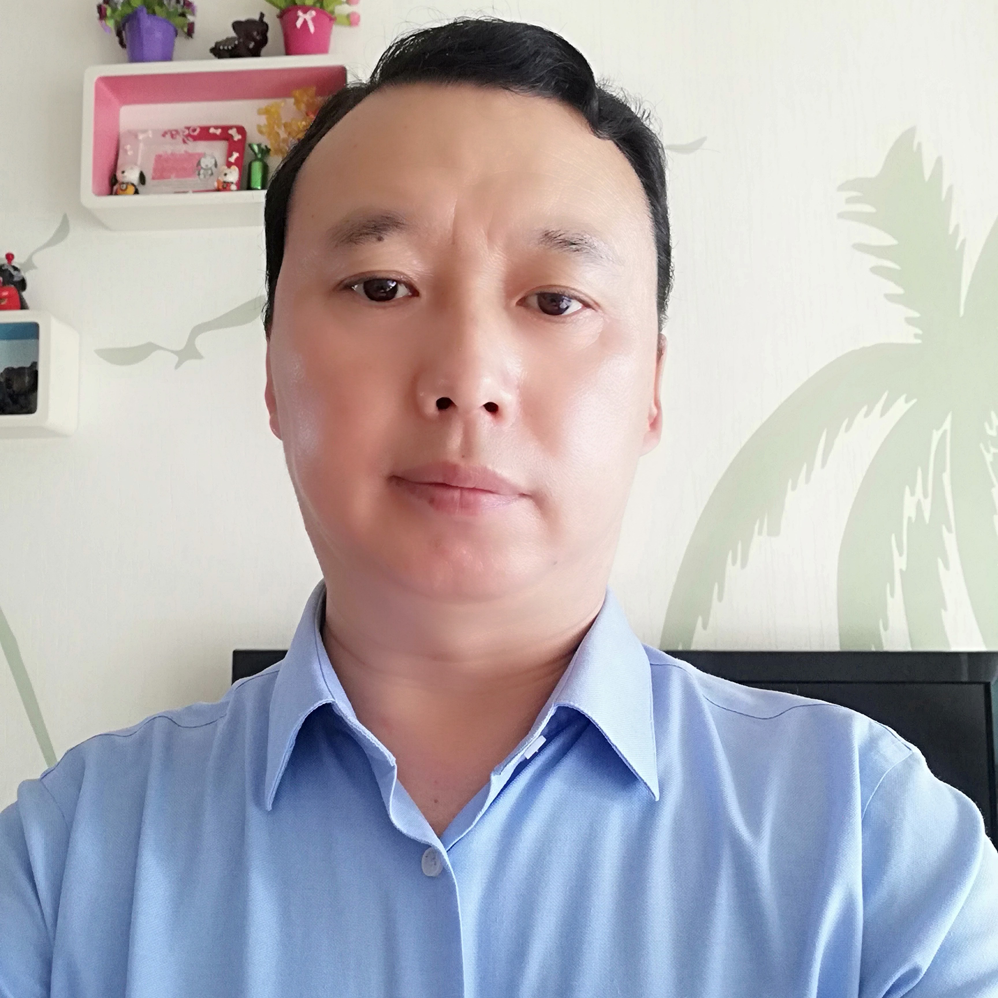 忧国忧民的照片