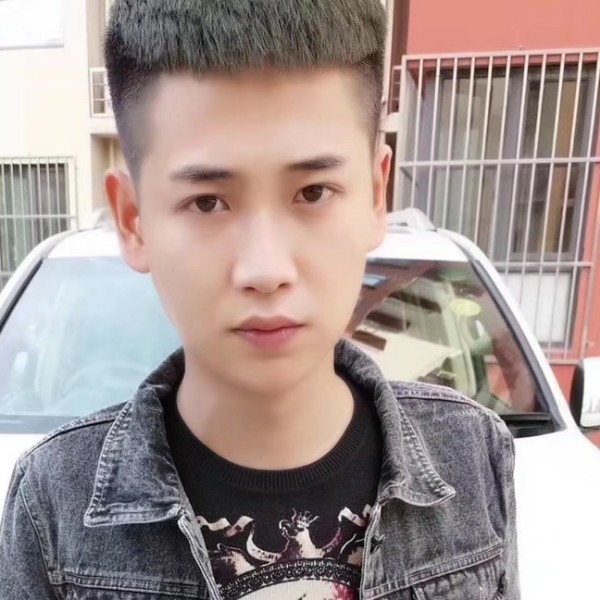 会飞的欧巴的照片