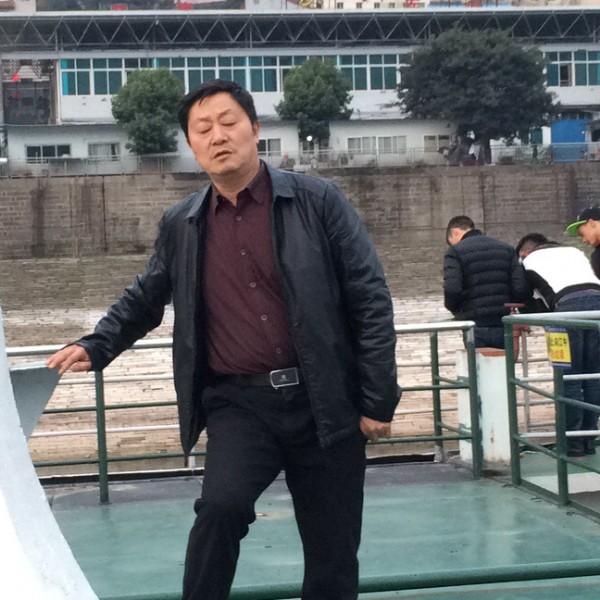 安静火车的照片
