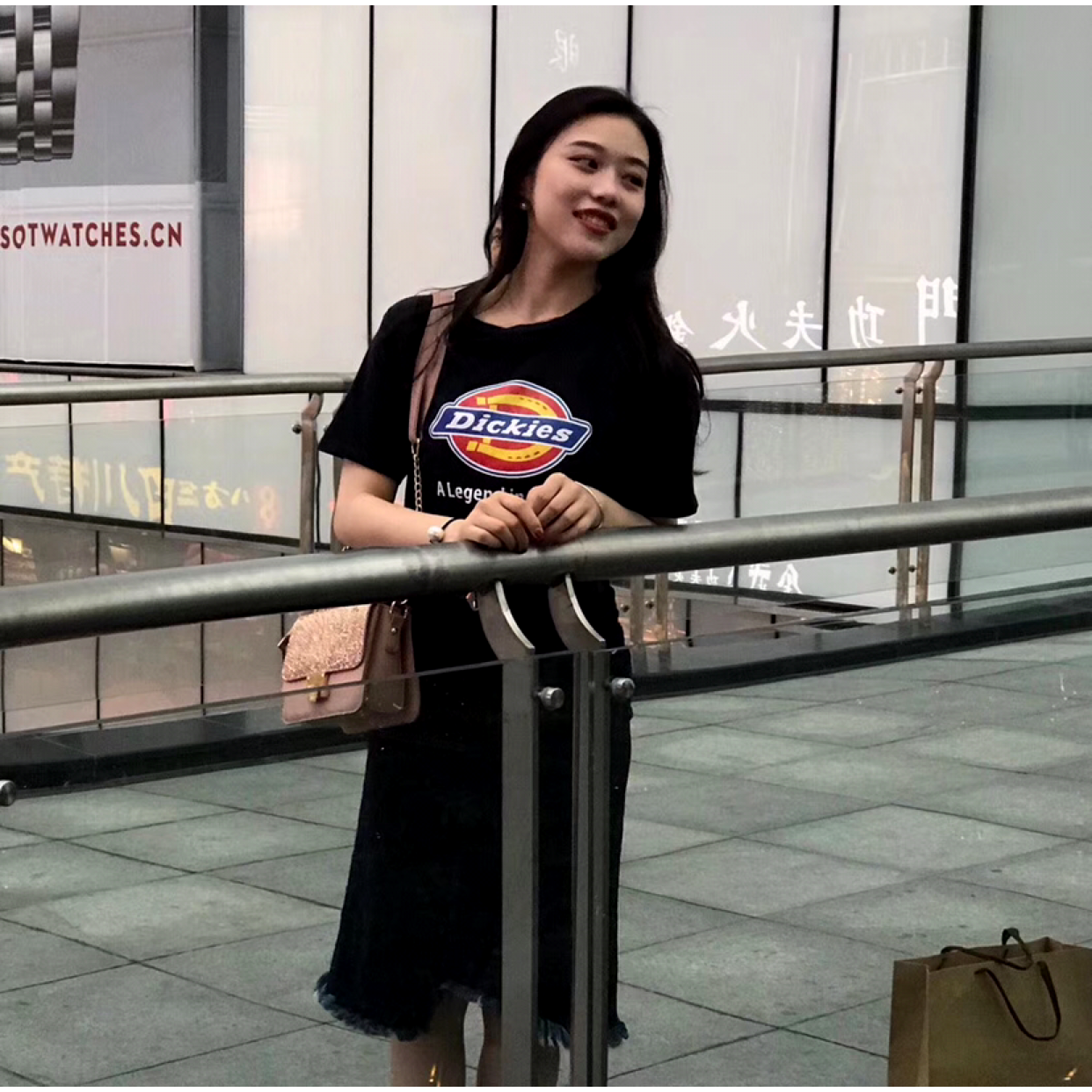 李坚强的照片