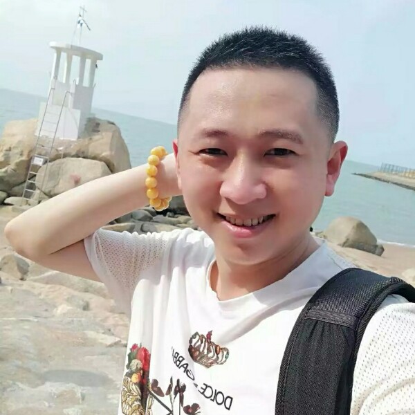 山岚扯天真的照片