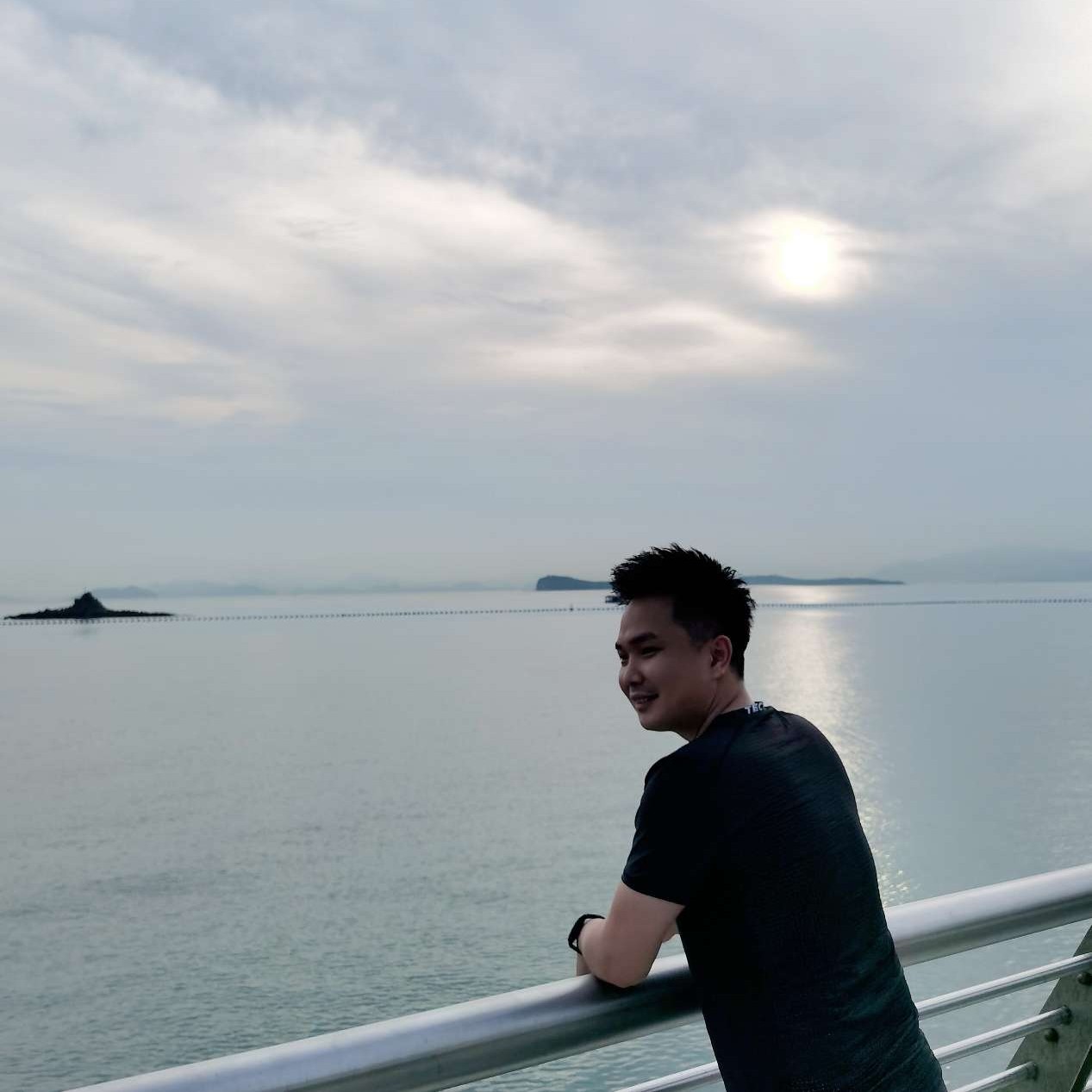 雷锋表哥的照片