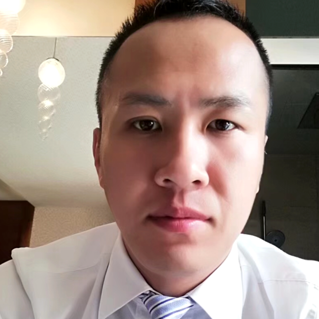 清晨两点半的照片
