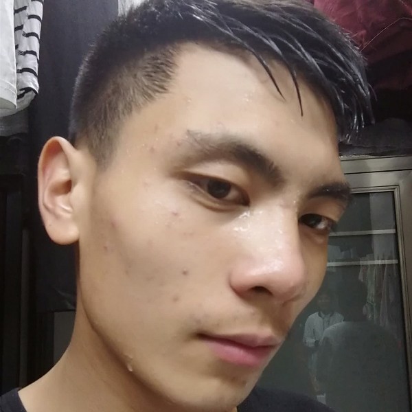 余生不做烂俗人的照片