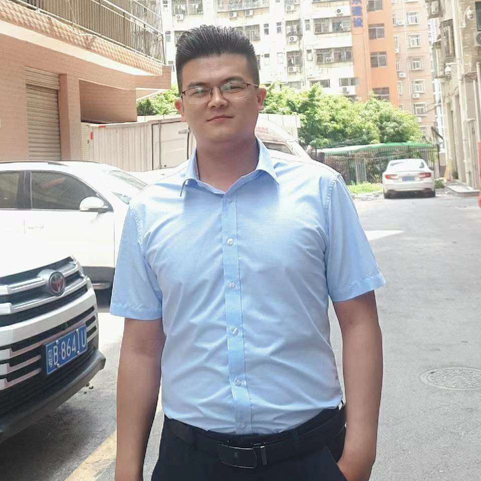 小伙那寂灭的照片