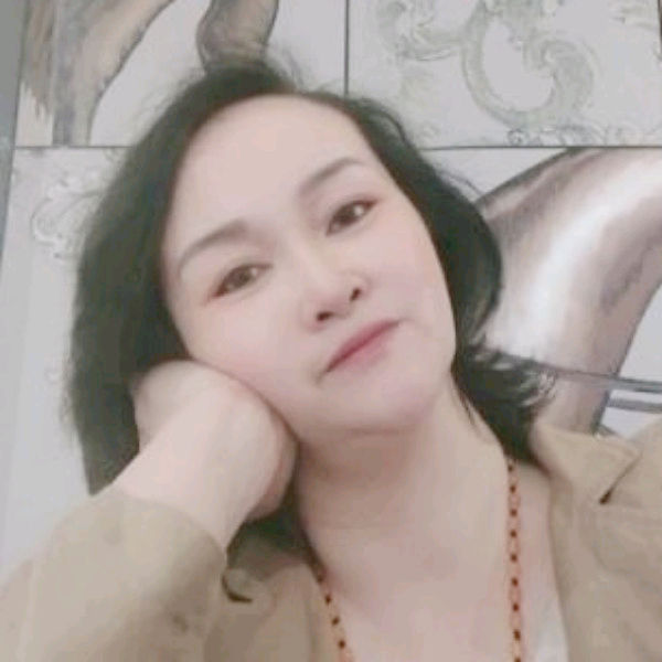 大叔爱小巧的照片