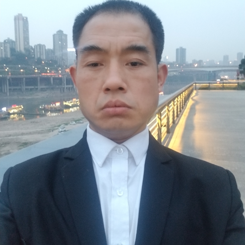 野性打翅膀的照片