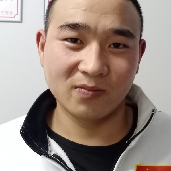 肖连杰的照片