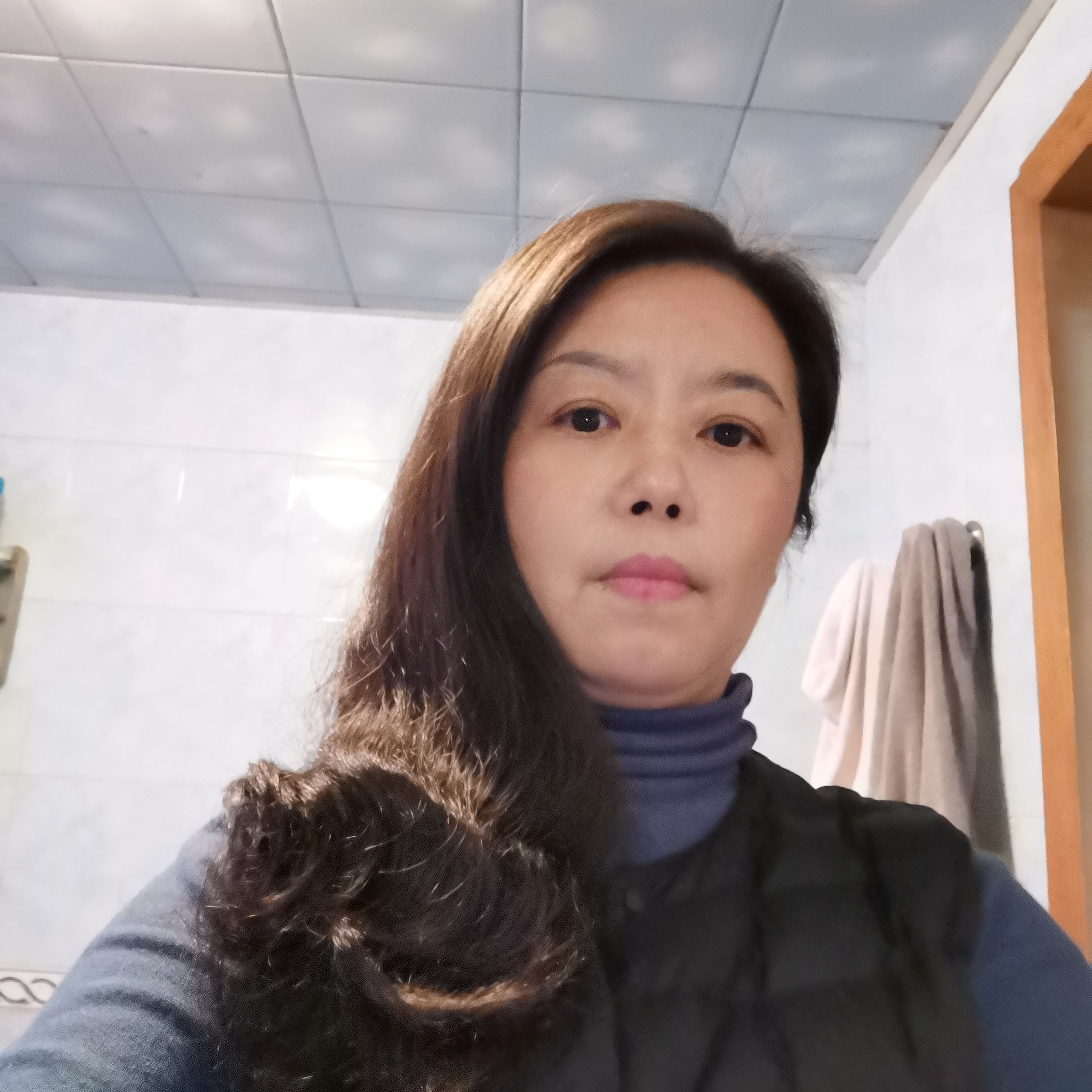 曲奇那犹豫的照片