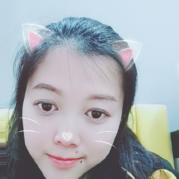 Alice的照片