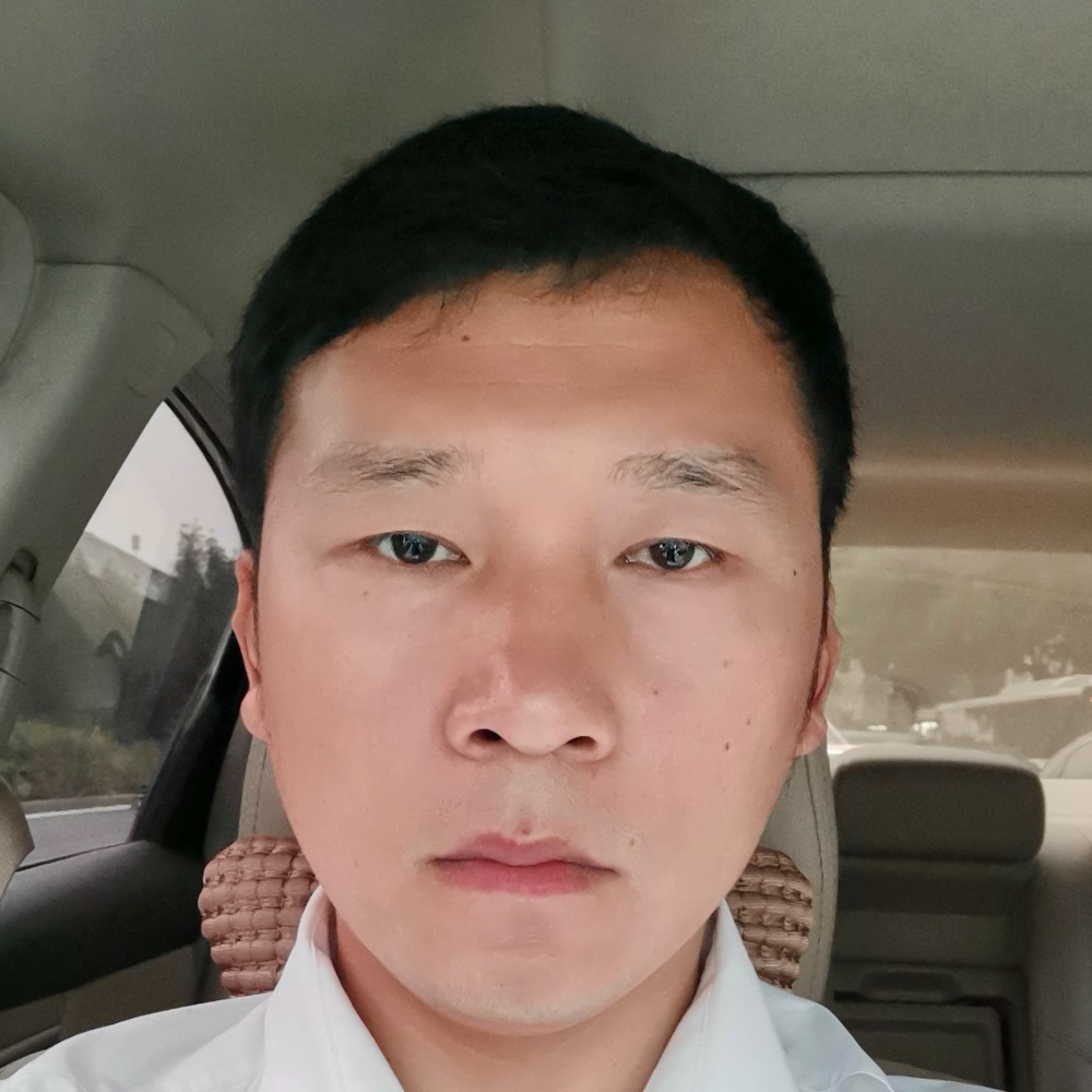 少女用暴躁的照片