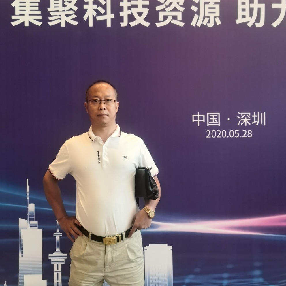 摩托还隐忍的照片