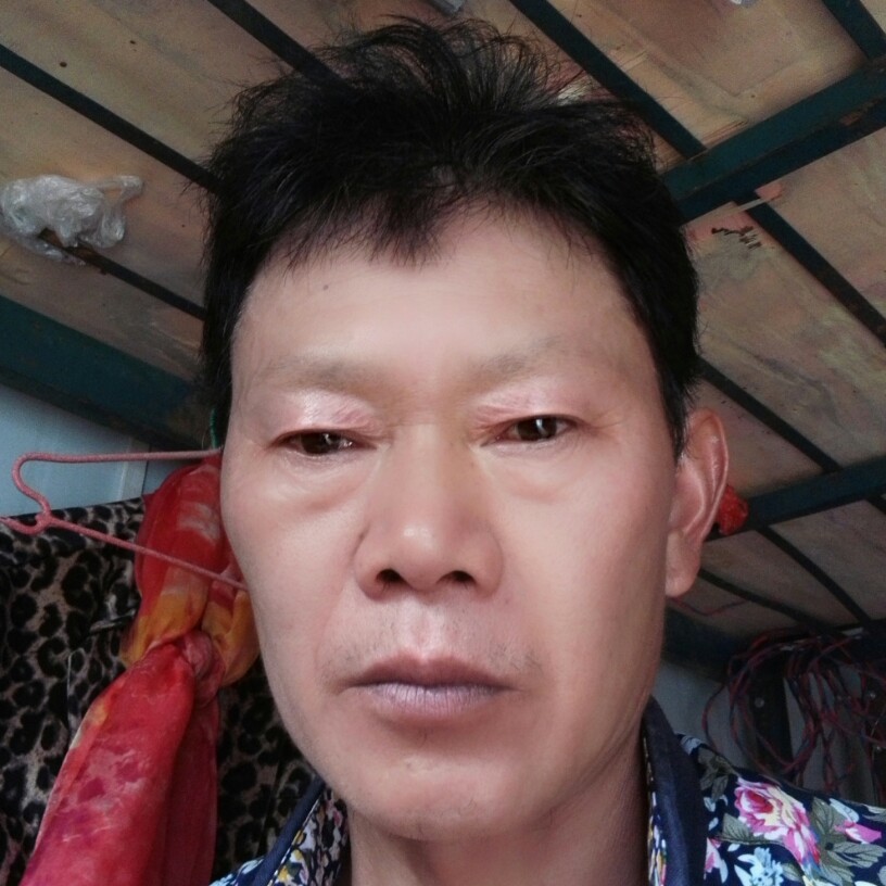 张明艳的照片