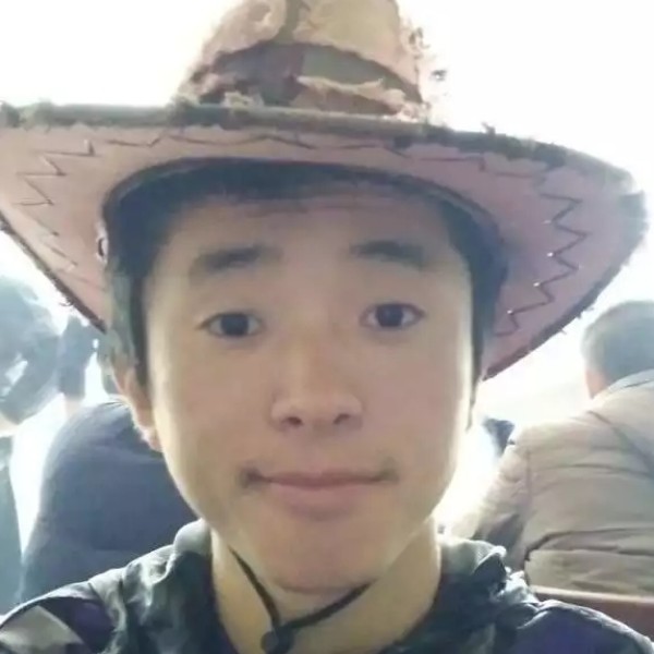 小甜瓜发嗲的照片