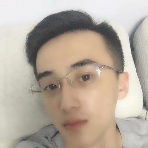 Luna丶的照片