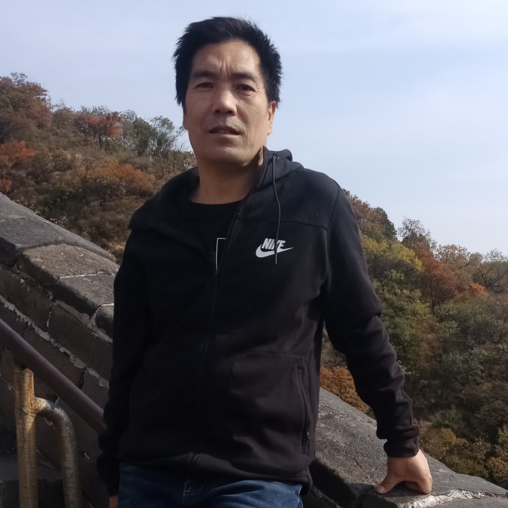 红尘有大方的照片