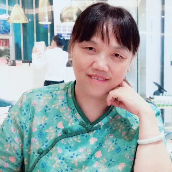 袁姗姗来迟的照片