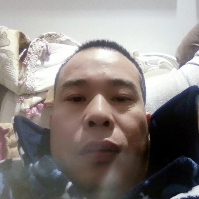 美女你们好呀！的照片