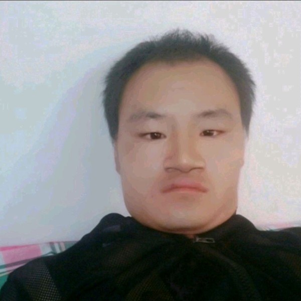 高山方繁荣的照片