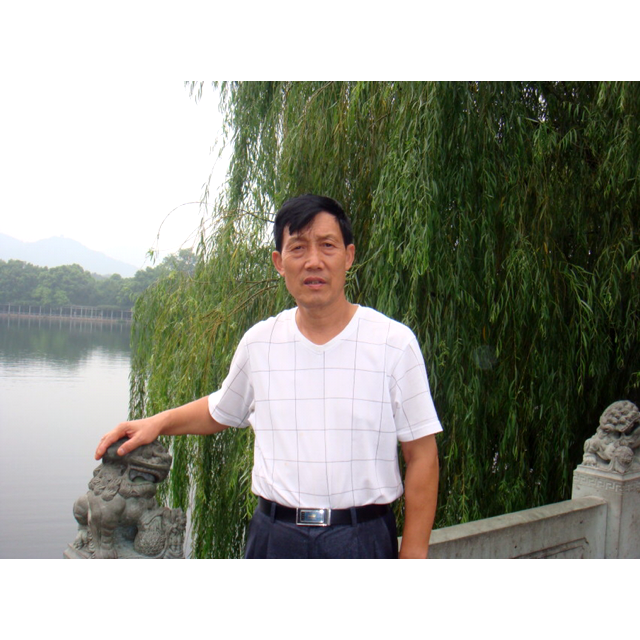 憨厚考乡的照片