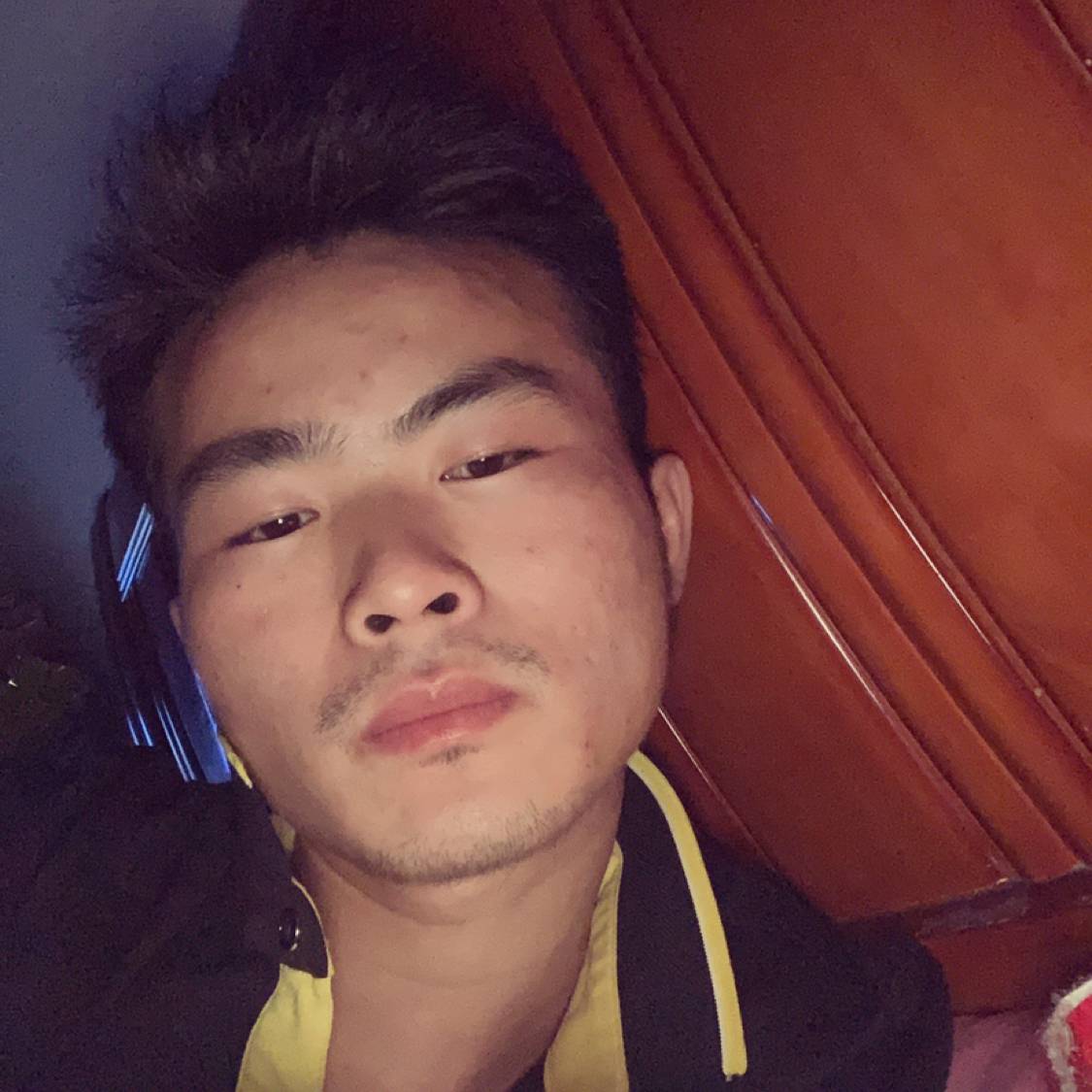 欢喜和水杯的照片