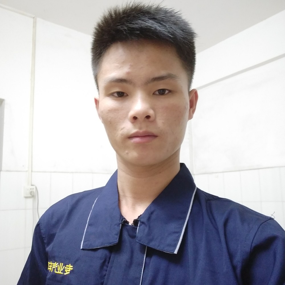 覃贵良的照片