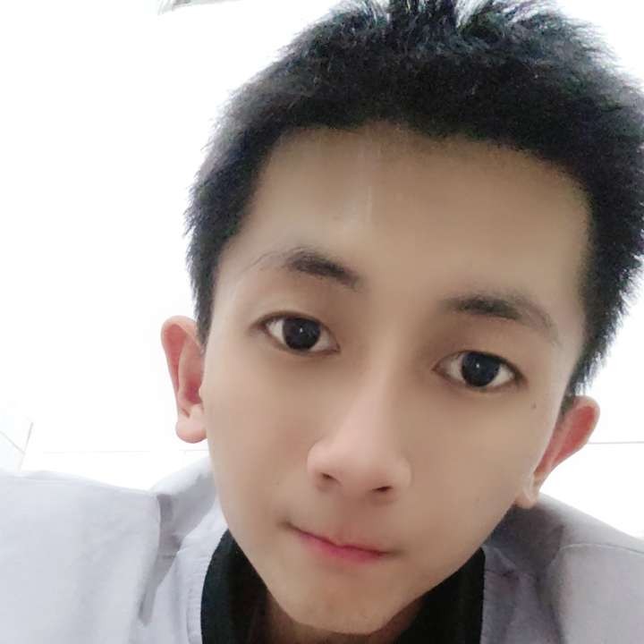 微笑真诚的照片