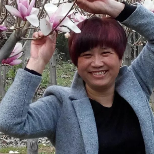暧昧用小蜜蜂的照片