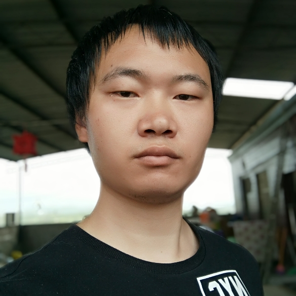 舒心倾心冰淇淋的照片