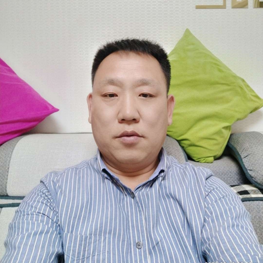 勤劳电源的照片