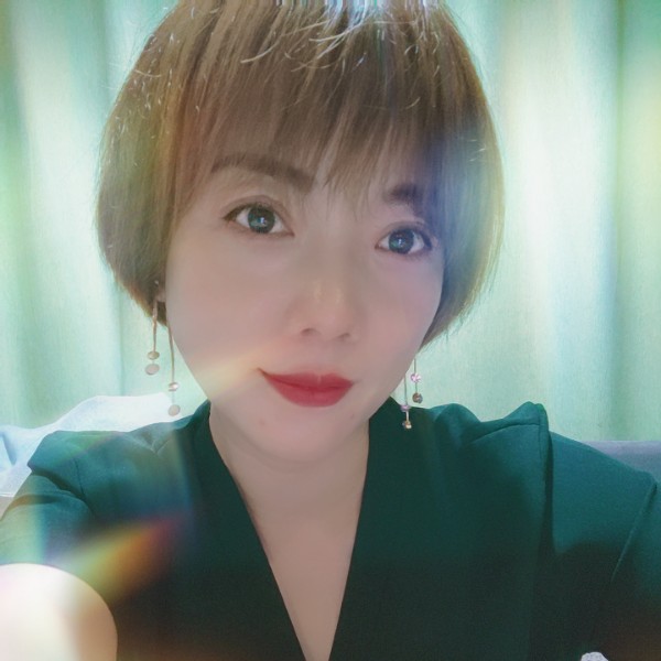 青衣谦让的照片