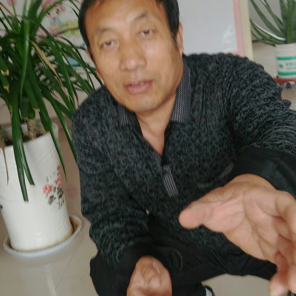 独寂爱恋白开水的照片
