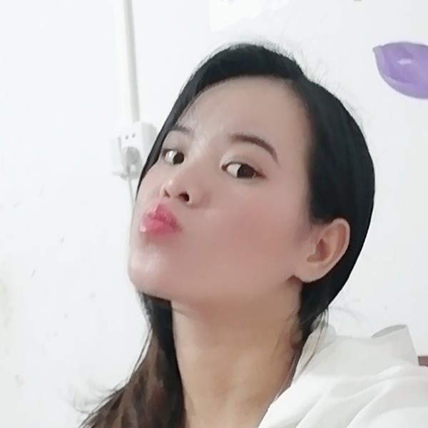 卢凉英的照片